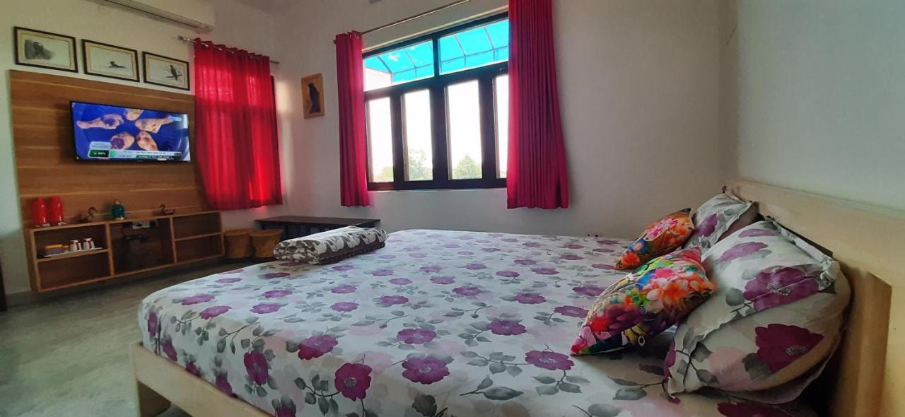 Ibishouse Farm Stay バラトプル エクステリア 写真